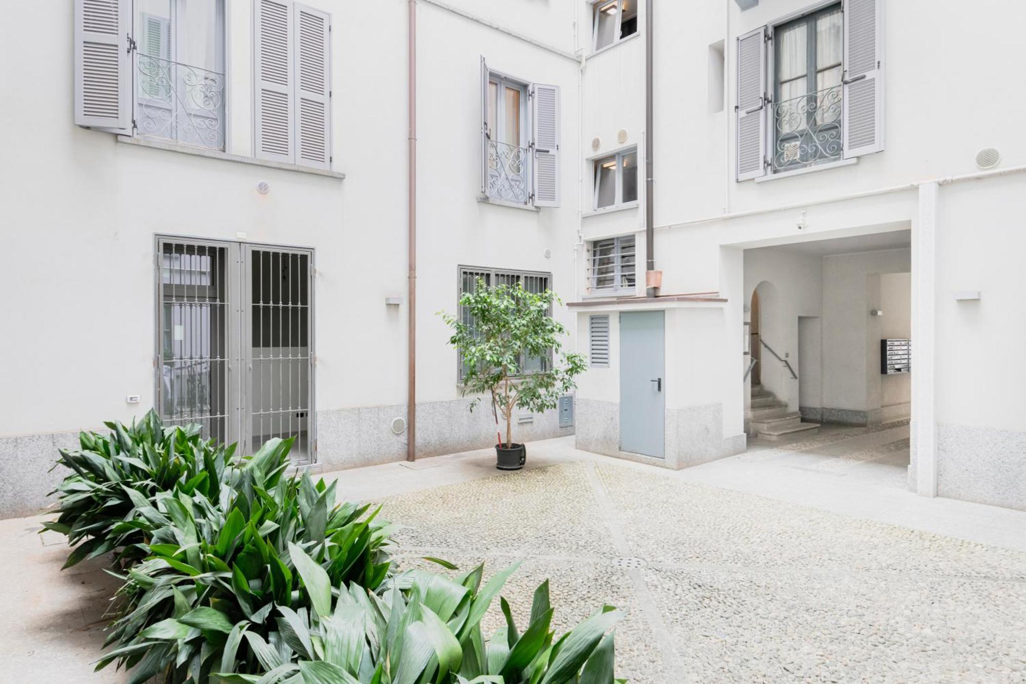 Easylife - Appartamento Elegante Moderno E Accogliente - La Tua Oasi In Citta ミラノ エクステリア 写真