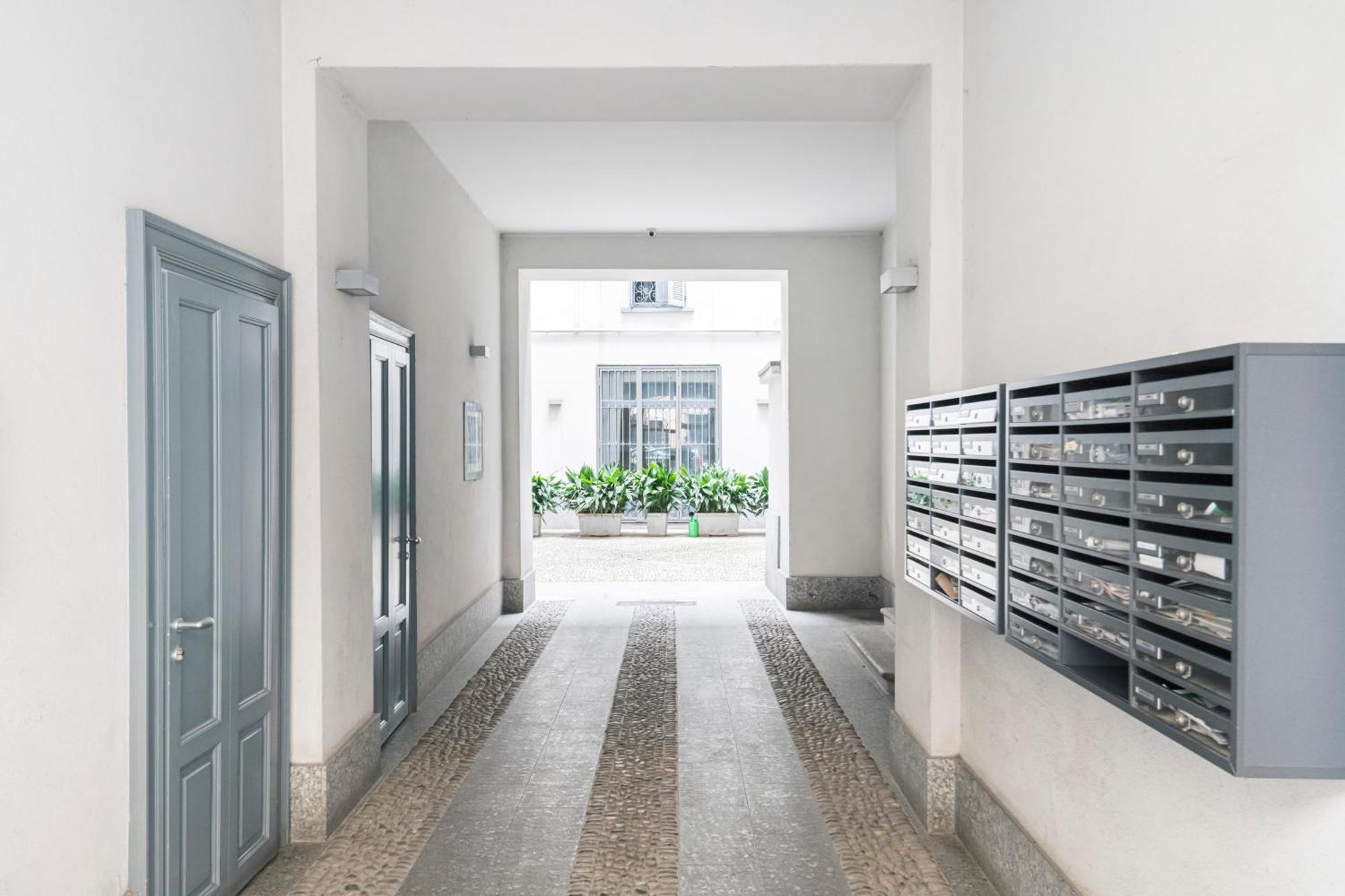 Easylife - Appartamento Elegante Moderno E Accogliente - La Tua Oasi In Citta ミラノ エクステリア 写真